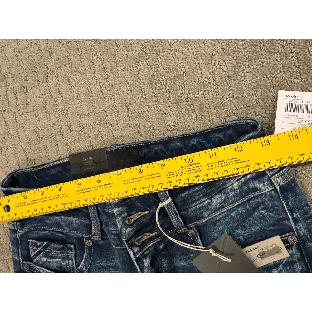 Buckle Black Fit No. 53 Mid rise Bootcut 25x30 In Dark Denim Wash NWT (I1)